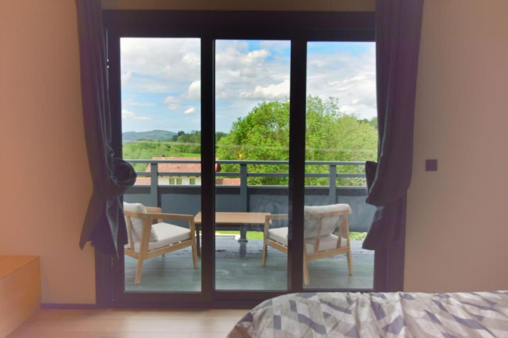 Appartement Vue Montagnes - Mendibil Zugarramurdi Εξωτερικό φωτογραφία